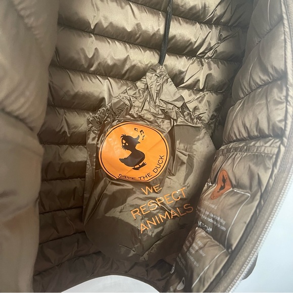 Save The Duck Alexis Water-Resistant Hooded Puffer Jacket - Duplicate - Picture 12 of 16